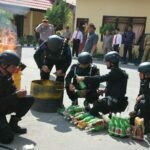 Peredaran Miras Di Tempat Karaoke Illegal