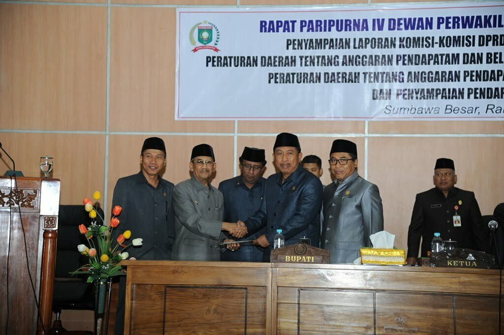 Sidang paripurna terakhir terkait Pembahasan RAPBD 2018