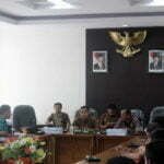 Hearing Upah PT.MIDC, Komisi IV DPRD Sumbawa Rekomendasikan Mediasi