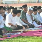Pemerintah dan Masyarakat Sumbawa Sholat Minta Hujan