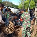 Aparat Gabungan Bersihkan Pasar Cegah Covid-19