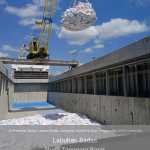 Bulog Sumbawa Kirim 1.750 Ton Beras ke NTT