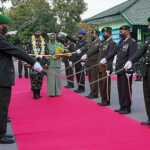 Suasana Haru Pelepasan Dandim 1607 Sumbawa