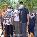 Bupati KSB, Terima Kunjungan Kerja Gubernur NTB di Pantai Balat