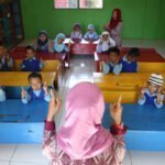 MENGATASI KETERLAMBATAN DALAM KEMAMPUAN BERBICARA ANAK PADA PENDIDIKAN USIA DINI