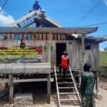 Kodim Sumbawa Bantu Rehab Rumah Warga