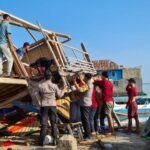 Polsek Buer Bantu Perbaiki Rumah Korban Puting Beliung