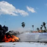 Pesawat Moyo Air Terbakar di Bandara, 7 Penumpang Cidera