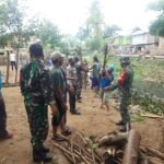 Koramil Seteluk Bantu Warga Korban Puting Beliung