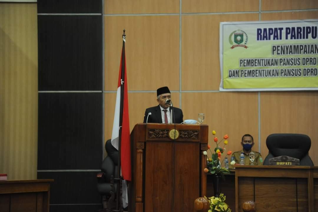 penjabat bupati sumbawa, ir. Muhammad husni, m.si., menyampaikan lkpj bupati sumbawa tahun 2020