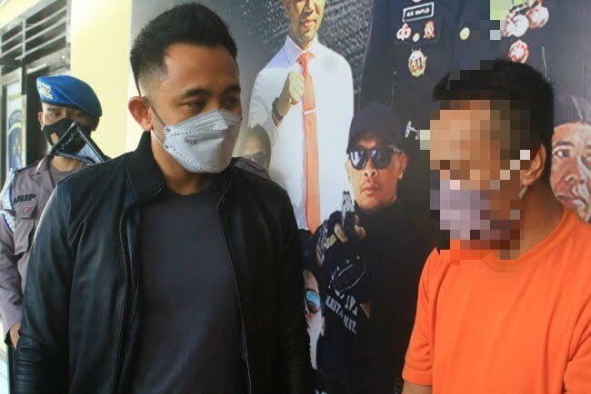 Pencarian dengan modus bertamu