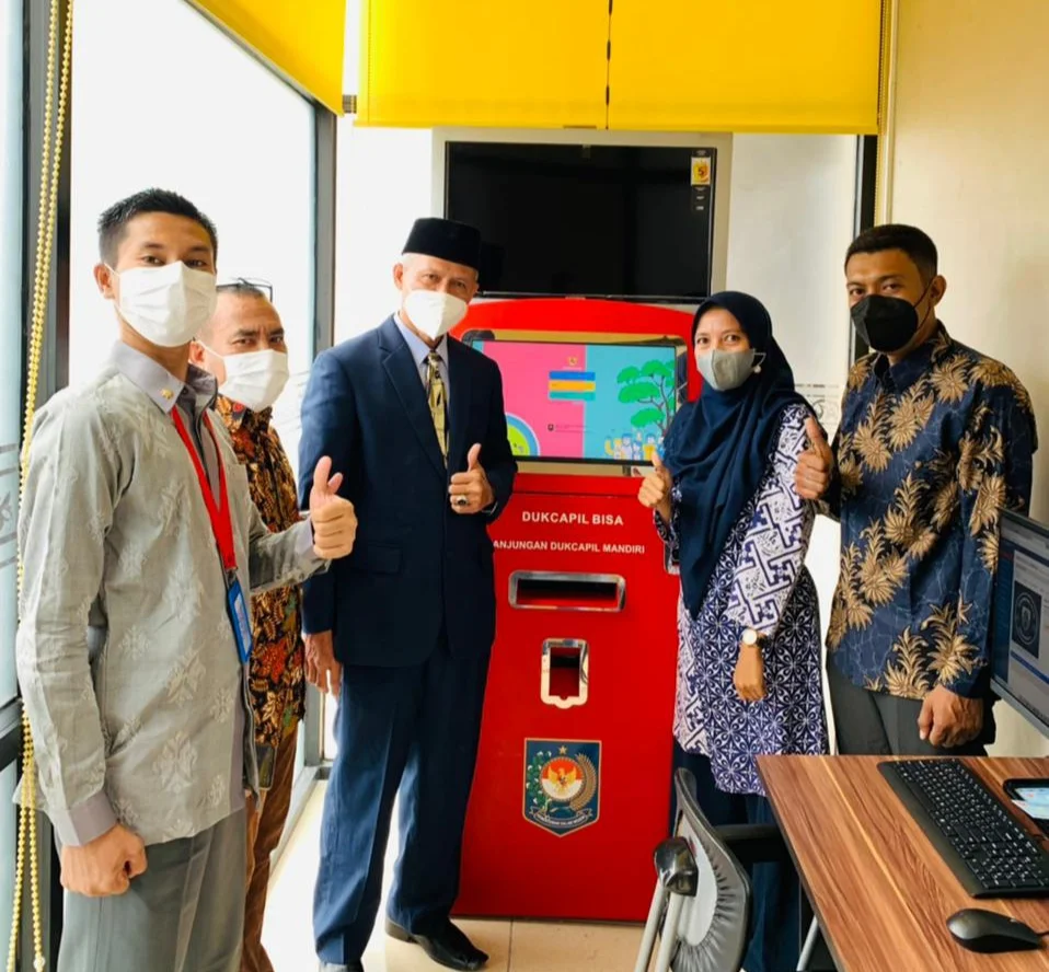 Sumbawa Kini Punya Mesin ADM, Cetak Berbagai Adminduk dengan Cepat