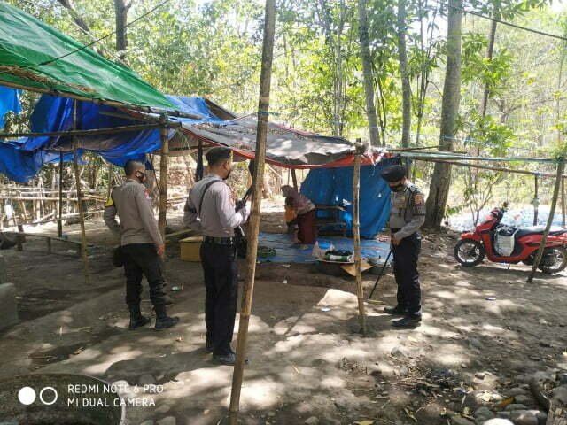 polres sumbawa bubarkan sabung ayam