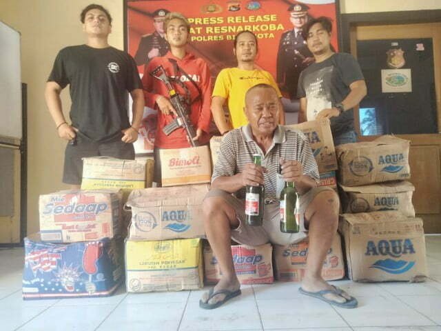 Ratusan Botol Miras Gagal Beredar