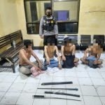 Kedapatan Bawa Sajam, 4 Remaja Digelandang ke Polres Sumbawa