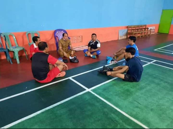 PBSI Sumbawa Benahi Sarpras GOR Bulutangkis Pragas