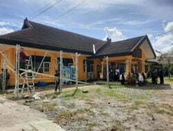 Pemda Bongkar Bangunan Liar di Kantor Samsat Sumbawa