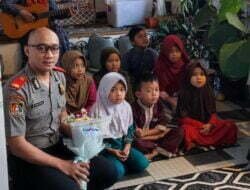 Momen HUT RI Ke-77, Kompol Agung Asmara Berbagi Kepada Anak Yatim Piatu