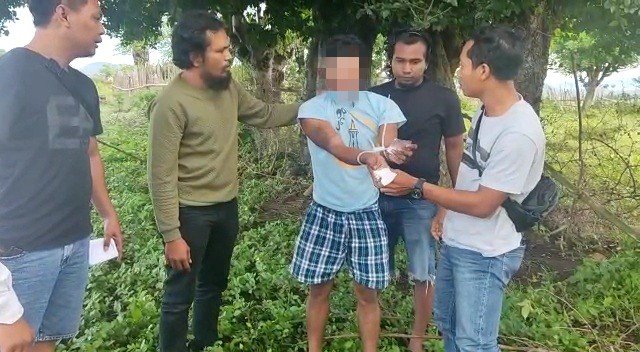 Terduga Pengedar dan 13,28 Gram Sabu Diamankan ke Polres Sumbawa