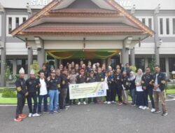 Lepas Kontingen PWI Sumbawa ke Porwanas Jatim, Bupati Siap Berikan Bonus