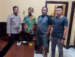 Pria Ini Diduga Curi HP Teman Kerjanya