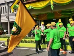 Lepas Kontingen Sumbawa ke Porprov XI NTB, Bupati : Tunjukan Kita Mampu