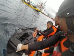 Diterjang Ombak Saat Berenang, Seorang Remaja Ditemukan Meninggal Dunia