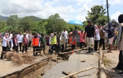 Wabup Sumbawa Tinjau Lokasi Banjir di Moyo Hulu