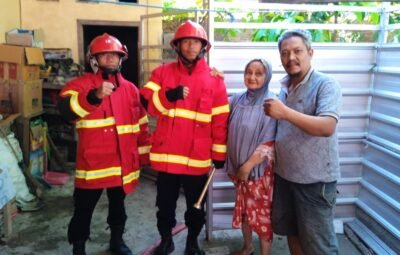 Api Pembakaran Sampah Membesar, Ibu Rukaiyah Panik Panggil Pemadam