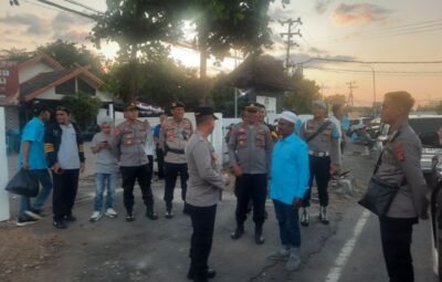 Kapolres Sumbawa Pantau Pendaftaran Bacaleg di KPU