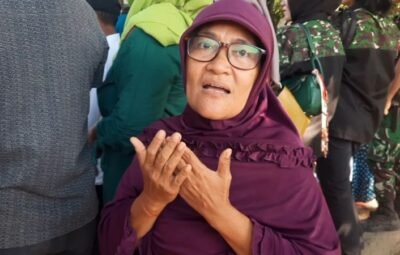Jabat Tangan Prabowo, Warga : Seperti Mimpi