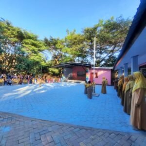 Penuh Semangat, Anak-anak PAUD Taamasa Ikuti Upacara Bendera Hari Senin