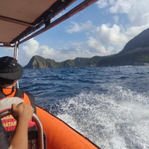 Seorang Pemancing Terpeleset dari Atas Tebing, Tim SAR Lakukan Pencarian