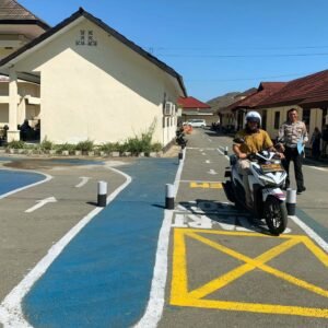 Satlantas Polres Sumbawa Barat Mulai Gunakan Sirkuit Baru Uji SIM
