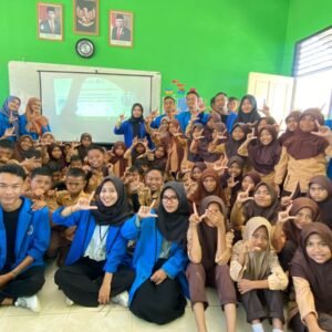 KKL UNSA Labuhan Sangoro Sosialisasikan Dampak Negatif Perundungan di Lingkungan Sekolah