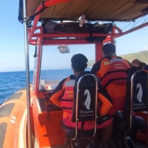 Dua Nalayan Asal KSB yang Hilang Masih Dalam Pencarian, Bagian Parahu Ditemukan