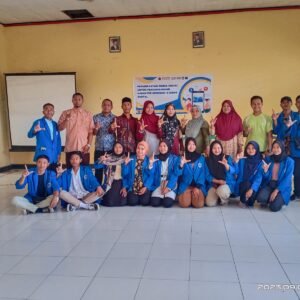 Mahasiswa KKL UNSA Sosialisasi Manfaat Medos Untuk Pengembangan Karakter Gen-Z di SMPN 2 Empang