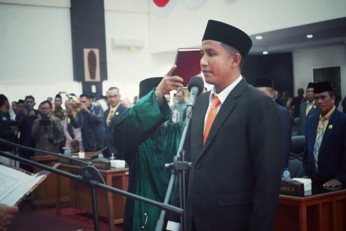 Paripurna PAW, Muhammad Fauzi Dilantik Jadi Anggota DPRD Sumbawa