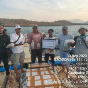 Pemda Sumbawa Bantu Sarpras untuk Kelompok Budidaya