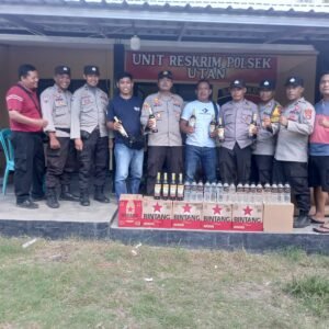 Jaga Kondusifitas Jelang Tahun Baru dan Pemilu 2024, Polsek Utan Razia Penjualan Miras