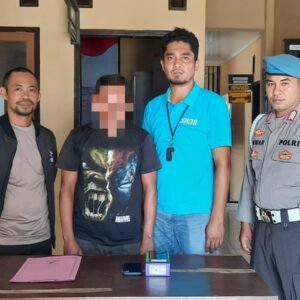 Apes, Beli HP di Facebook Berujung Diamankan Polisi