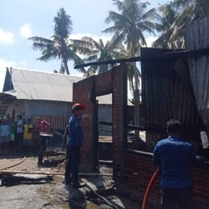 Rumah Semi Permanen Dilalap si Jago Merah, Uang Rp 7 Juta Hangus Terbakar