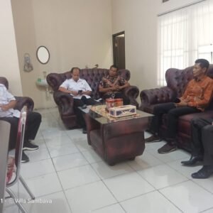 Terima Kunjungan DPRD KSB, Kadis Nakertrans Sumbawa Sampaikan Potensi Tambang dan Perlindungan Pekerja