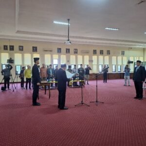 Dr. Budi Prasetiyo Dilantik Jadi Sekda Sumbawa