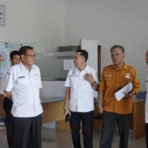 Tingkatkan Pelayanan Publik, Sekda Sumbawa Kunjungi 4 Dinas Klaster Penting