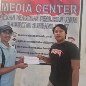 Caleg Gerindra Irwan Rahadi Tolak Hasil Rekapitulasi Kecamatan Taliwang