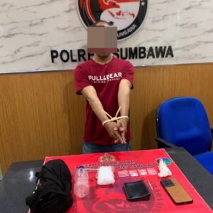 Polres Sumbawa Amankan Ratusan Gram Sabu di Utan