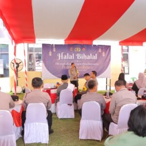 Halal Bihalal, Kapolres Sumbawa Puji Pelayanan Maksimal Anggota pada Masyarakat