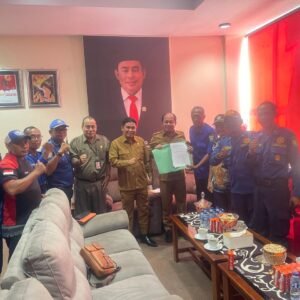 Ketua DPRD Sumbawa Akan Perjuangkan Nasib Tenaga Kontrak Damkar ke Pusat