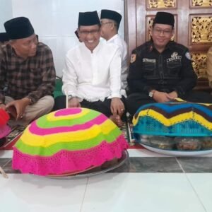 Hadiri Sedekah Zakat di Lebangkar, Sekda Dorong Pertahankan Tradisi Leluhur